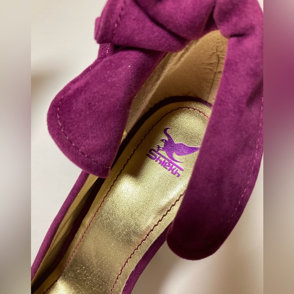 Sheikh Velvet Ruffled Open Toe Heels Size 8 / 38 NWOB - Picture 6 of 8